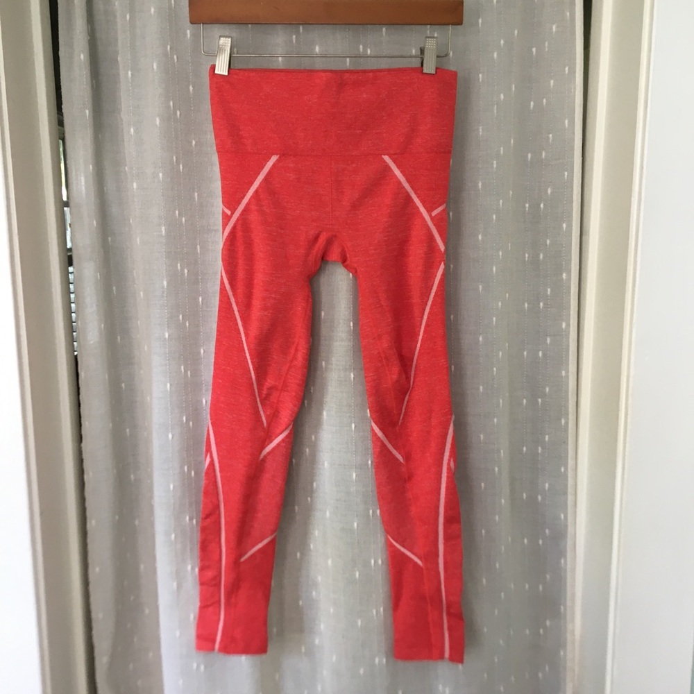 Athleta Embodiment tights Small